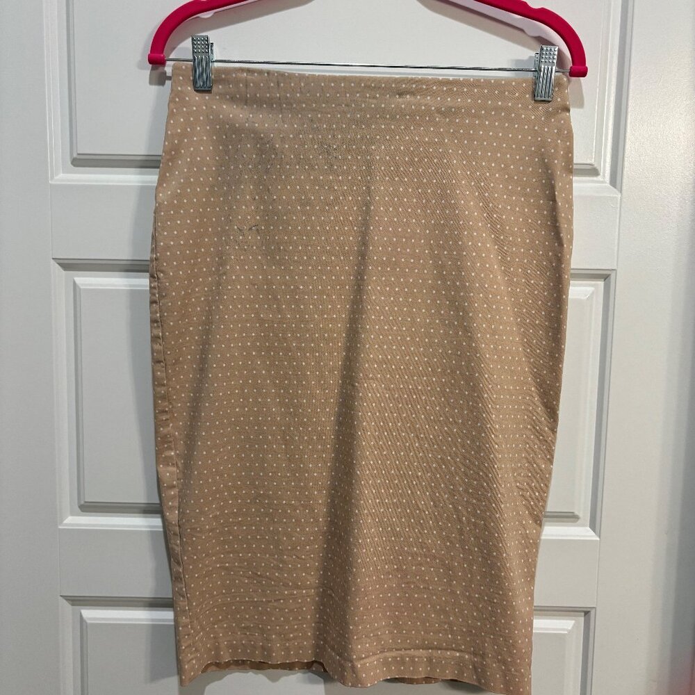 Skirt Beige with white dots